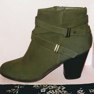 Don't fit me at all.